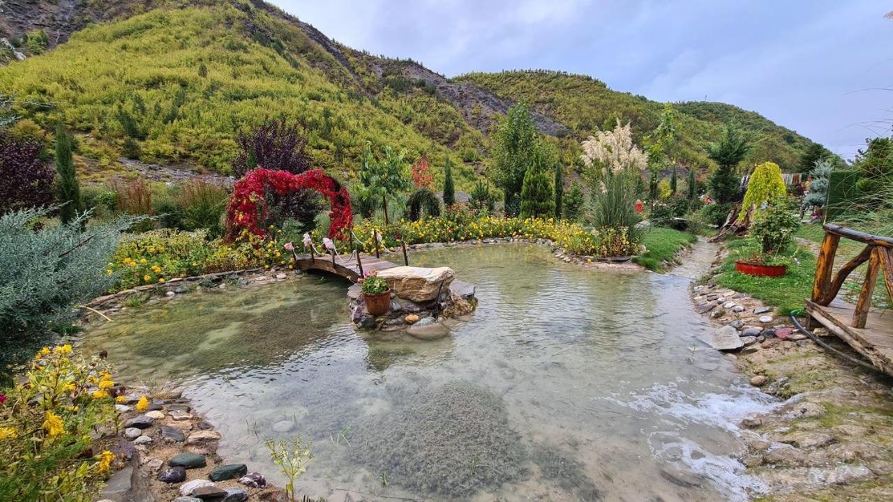 Dibra Park Agrotourism Hotell Peshkopi Exteriör bild